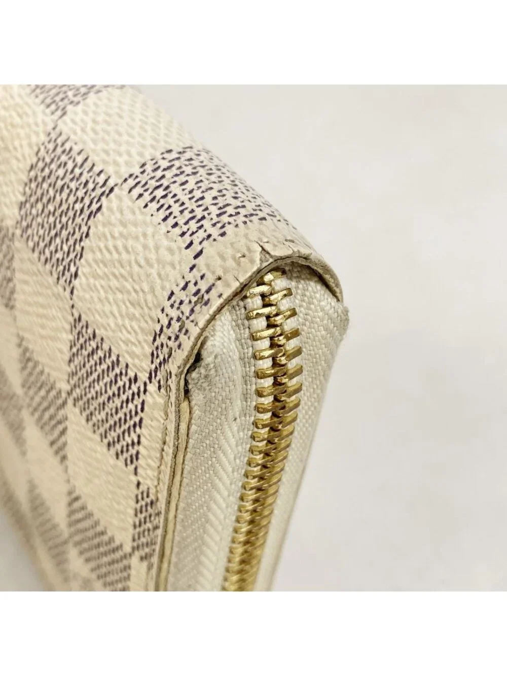 Louis Vuitton Wallet Damier Azur Zippy White